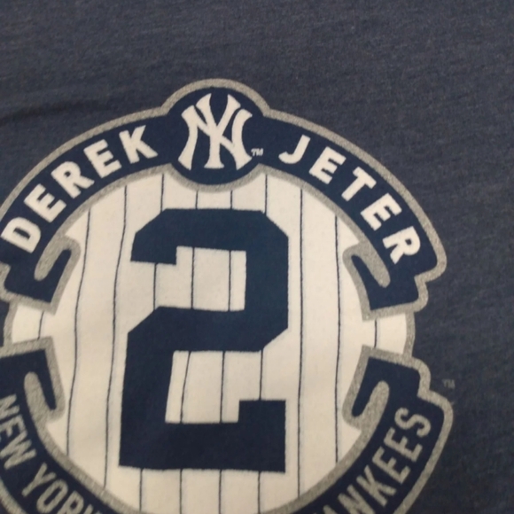 Derek Jeter Youth large T-shirt - Picture 3 of 3